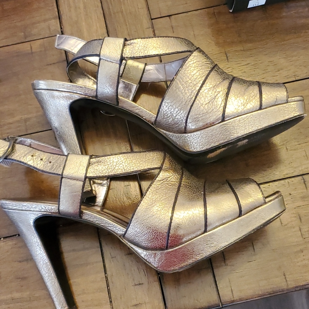 INC Sandal - Picture 8 of 13